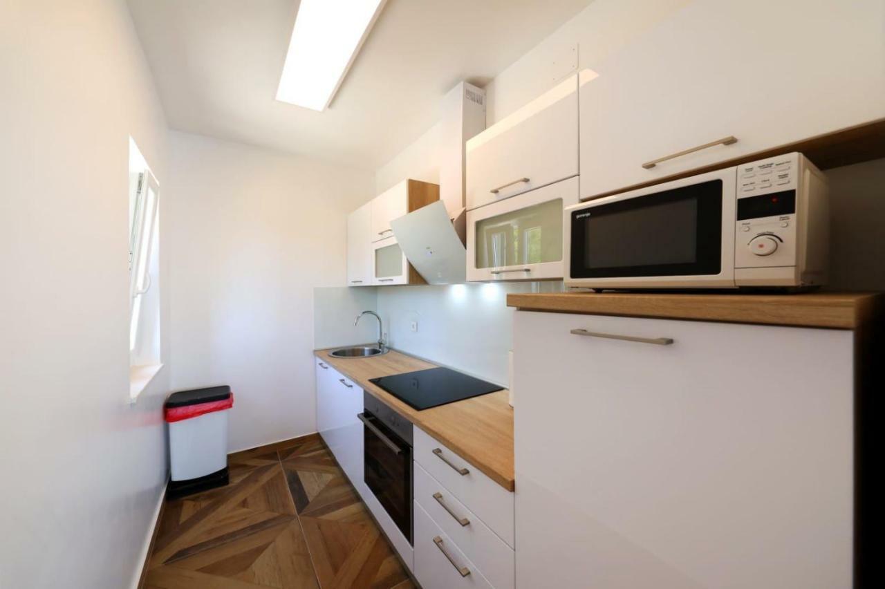 Redstone Luxury Apartments Sveta Nedelja  Bagian luar foto