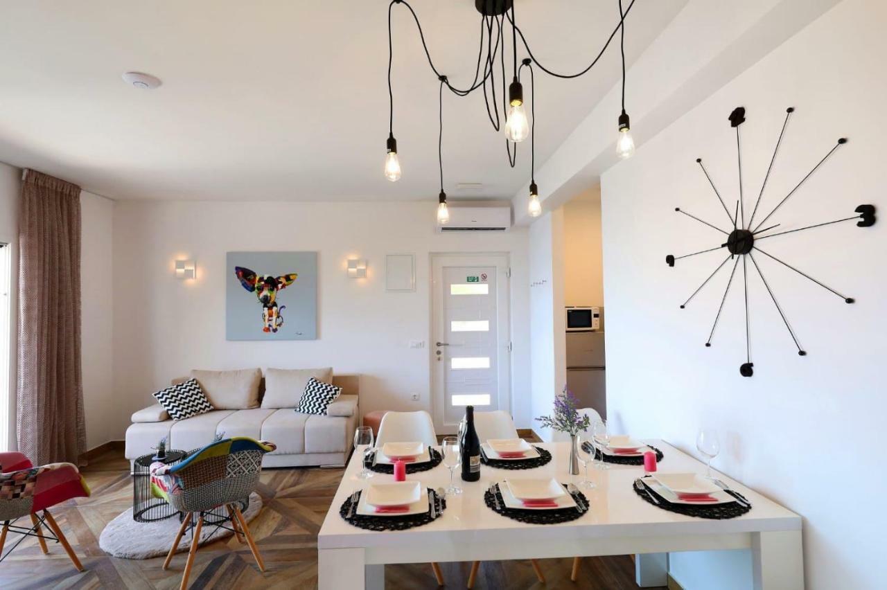 Redstone Luxury Apartments Sveta Nedelja  Bagian luar foto