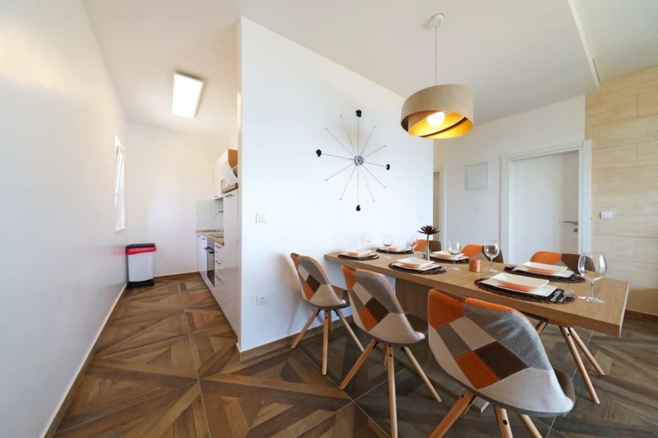 Redstone Luxury Apartments Sveta Nedelja  Bagian luar foto